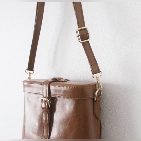 NWT IMPERFECT Pink Haley Vegan Leather Crossbody Bag - Picture 3 of 7